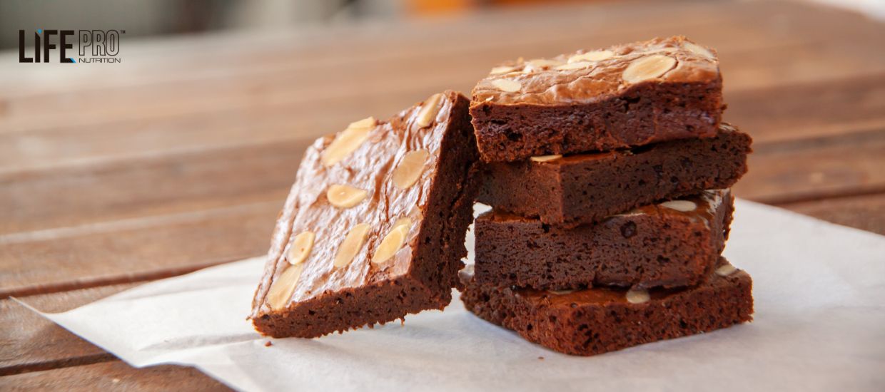 Brownies con crema de almendras